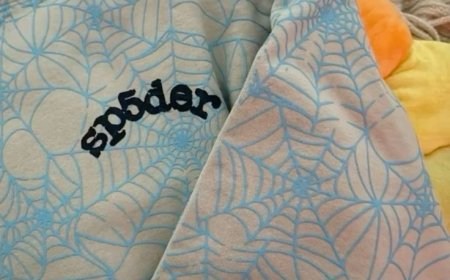 Spider Hoodie The Epitome of Style, Fashion, and Bravery