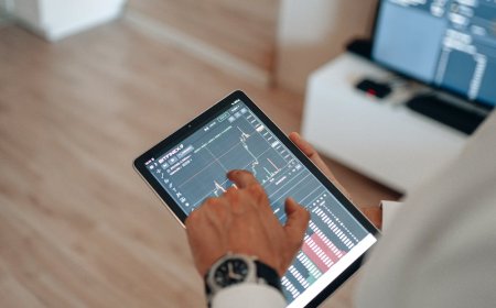 How Rising Inflation in Greece Is Driving Interest in Gold and Silver