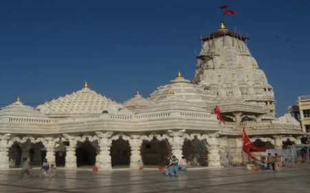 Explore the Spiritual Trail of Mount Abu Ambaji Tour