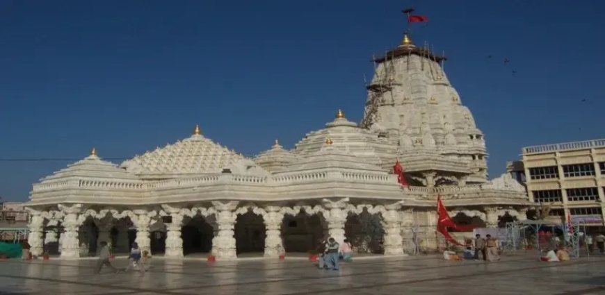 Explore the Spiritual Trail of Mount Abu Ambaji Tour
