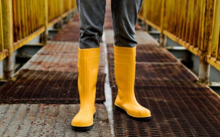 Work Boot Insoles 101: What You Need to Know Before You Buy