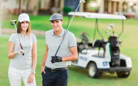 Comfort Meets Innovation with the Evolution Classic 4 Plus Golf Cart