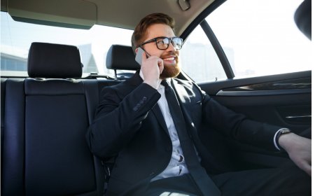 Why Executive Chauffeur Services Are the Best Choice for Gatwick Airport Transfers