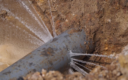 Stop Water Damage in Its Tracks with Leak Detection Services