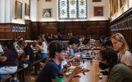 How Old Do You Have to Be to Go to Oxford Summer School?