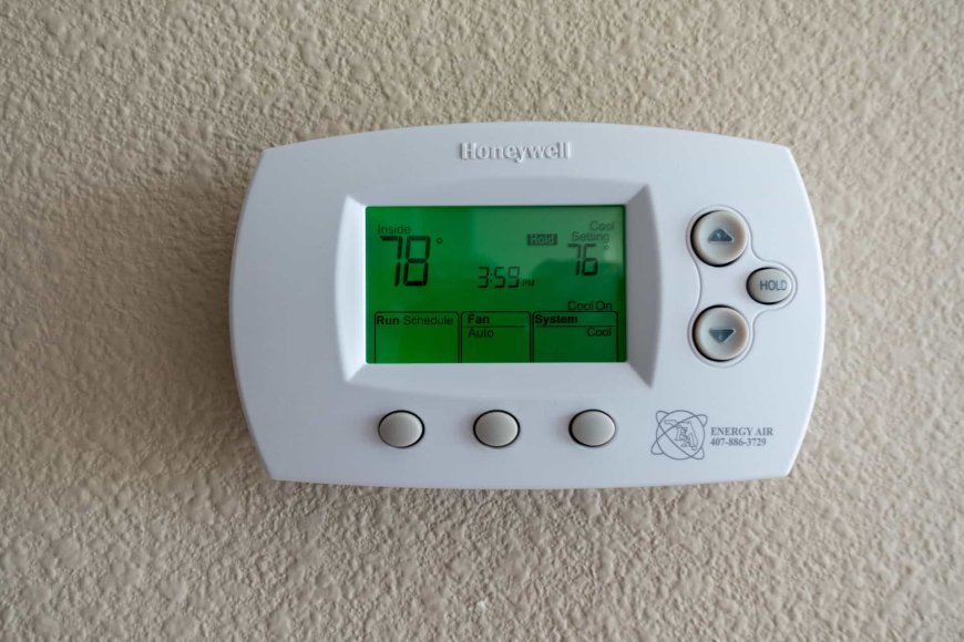 How to Fix a Honeywell Thermostat Blank Screen Issue?
