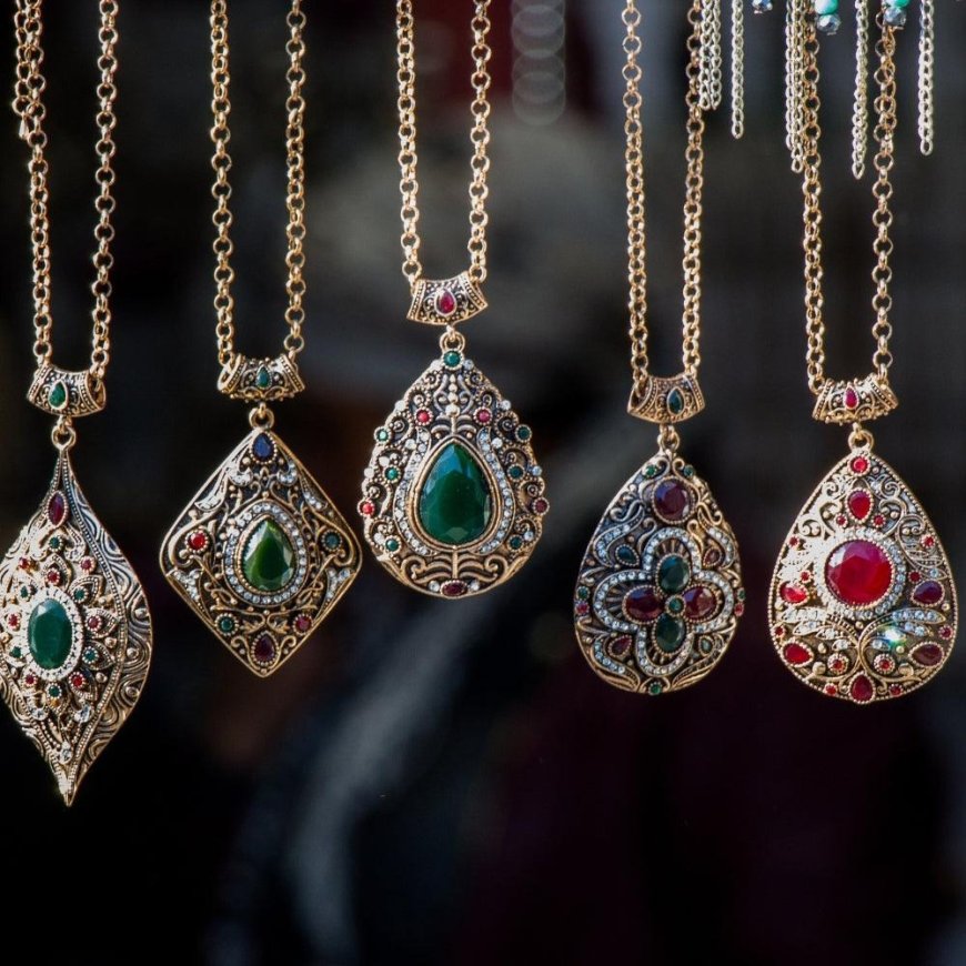 What is 925 Sterling Silver? Everything You Need to Know