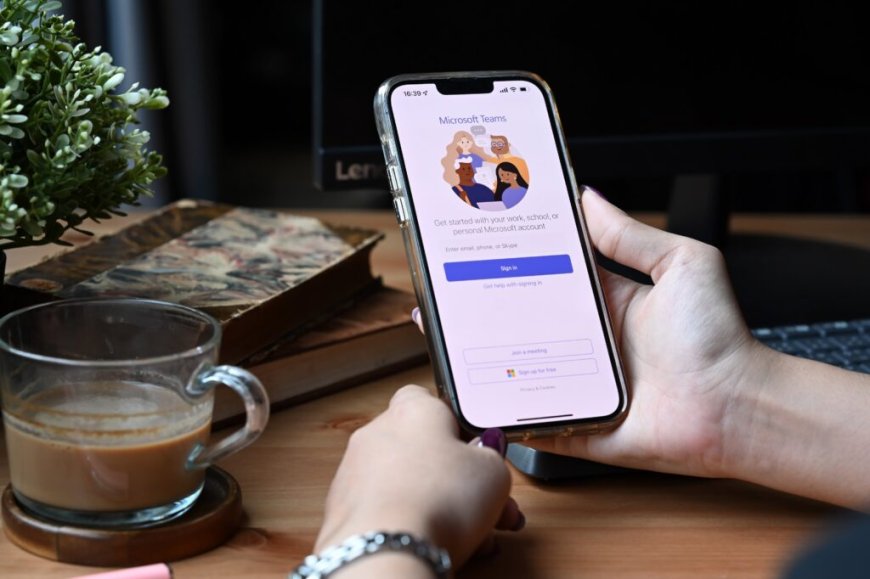 Hello Team: Meet Operator Connect – The Smarter Way to Call in Microsoft Teams