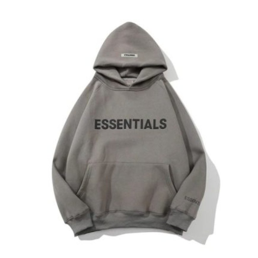 The Timeless Appeal of the Relaxed Essential Hoodie with Adjustable Drawstring Hood